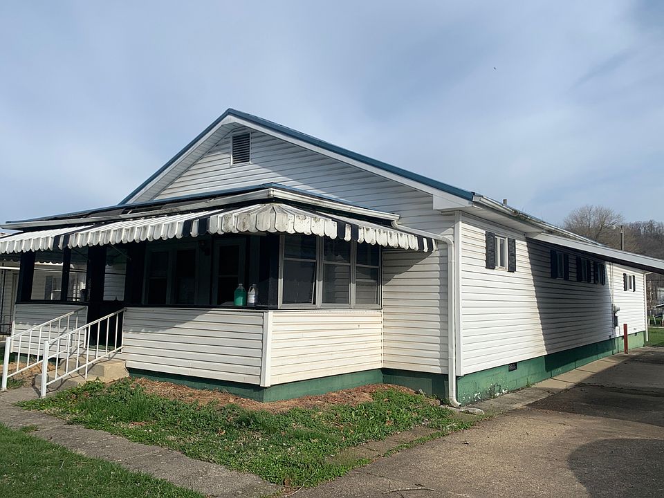 2nd image of 3614 Riverside Dr