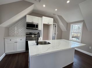 278 Cohannet St, Taunton, MA 02780