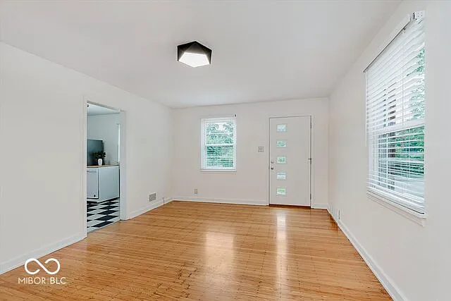 4236 Winthrop Ave — Photo 5