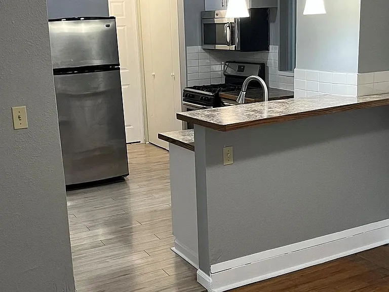 1462 Carroll Ave #2 — Photo 4