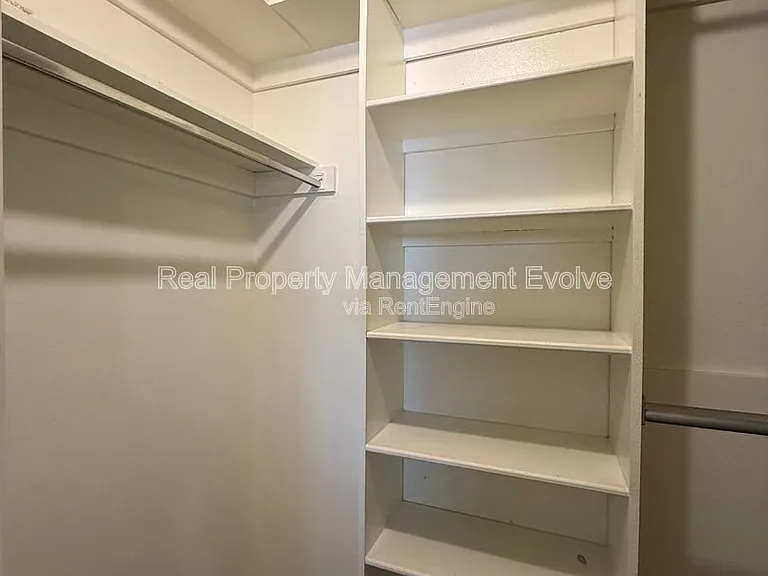 17026 N 96th Ave — Photo 14