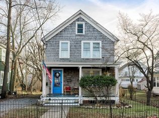 317 South St, Greenport, NY 11944