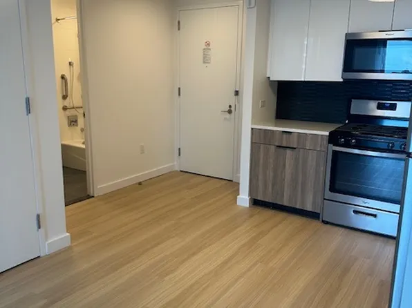 1-10 56th Avenue image 8 of 9