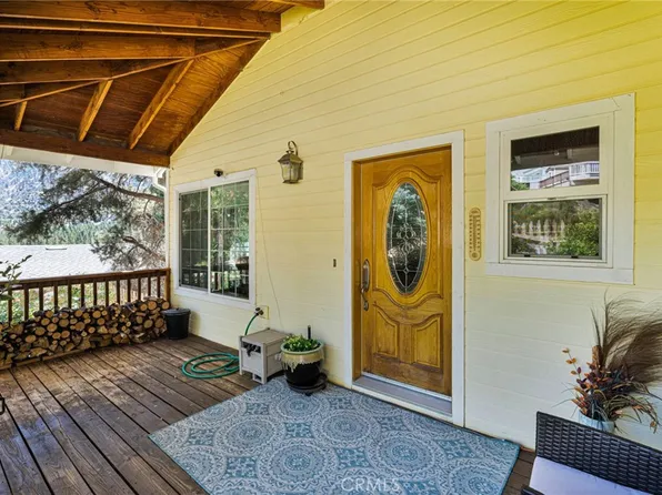 6284 Apple Vista Dr, Wrightwood, CA 92397