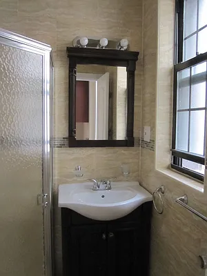 Rented by Evergreen Apartments BK | media 3