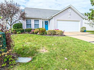 15060 Woodsong Dr, Middlefield, OH 44062