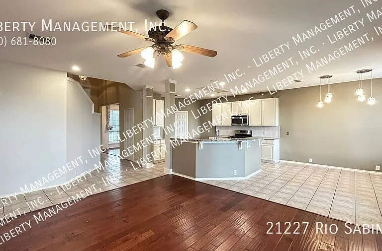 21227 Rio Sabinal — Photo 16