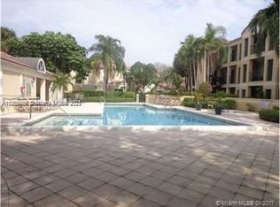 977 Riverside Dr APT 234, Pompano Beach, FL 33071