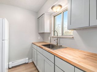315 Smith St, Crystal, MI 48818