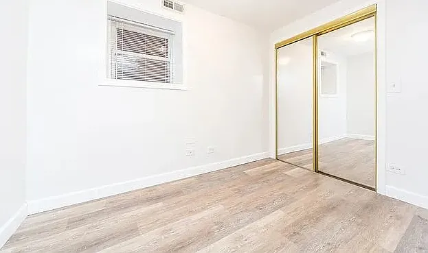 2723 N Hamlin Ave #G — Photo 6