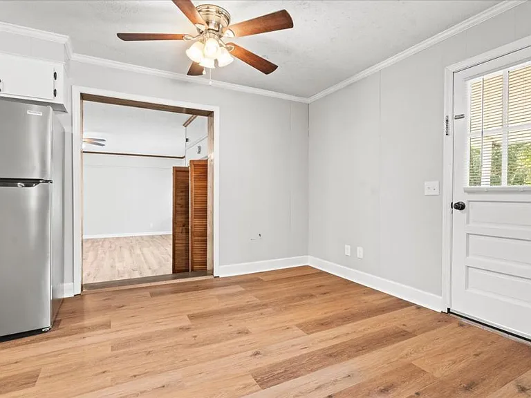423 Sheffield Dr — Photo 20
