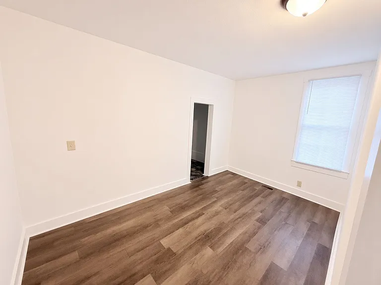 1510 Whatley St — Photo 10