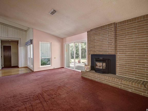 4th image of 5216 Lincoln Villa Way