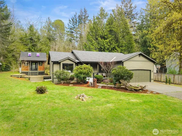 17028 Suquamish Way NE, Suquamish, WA 98392