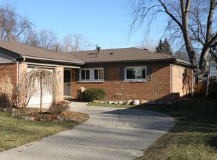 23152 Ashley Dr, Farmington Hills, MI 48336