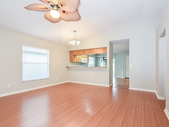 4th image of 7803 Citrus Blossom Dr