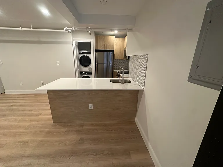 2 Joy St #B — Photo 1