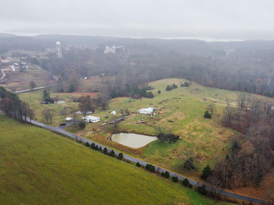 1st image of 2820 Curd Rd