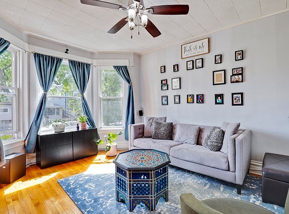 3rd image of 4214 N Bernard St #2