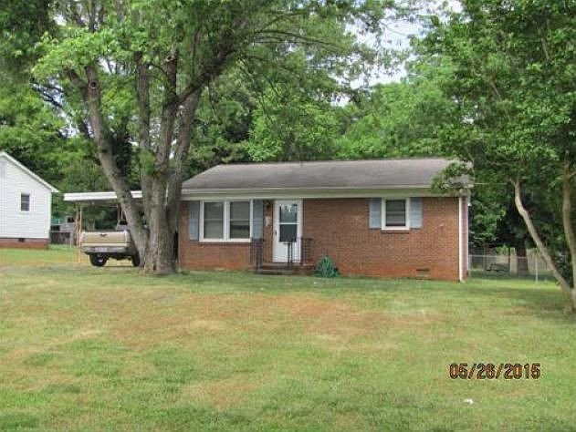 1st image of 203 Gaddis Dr