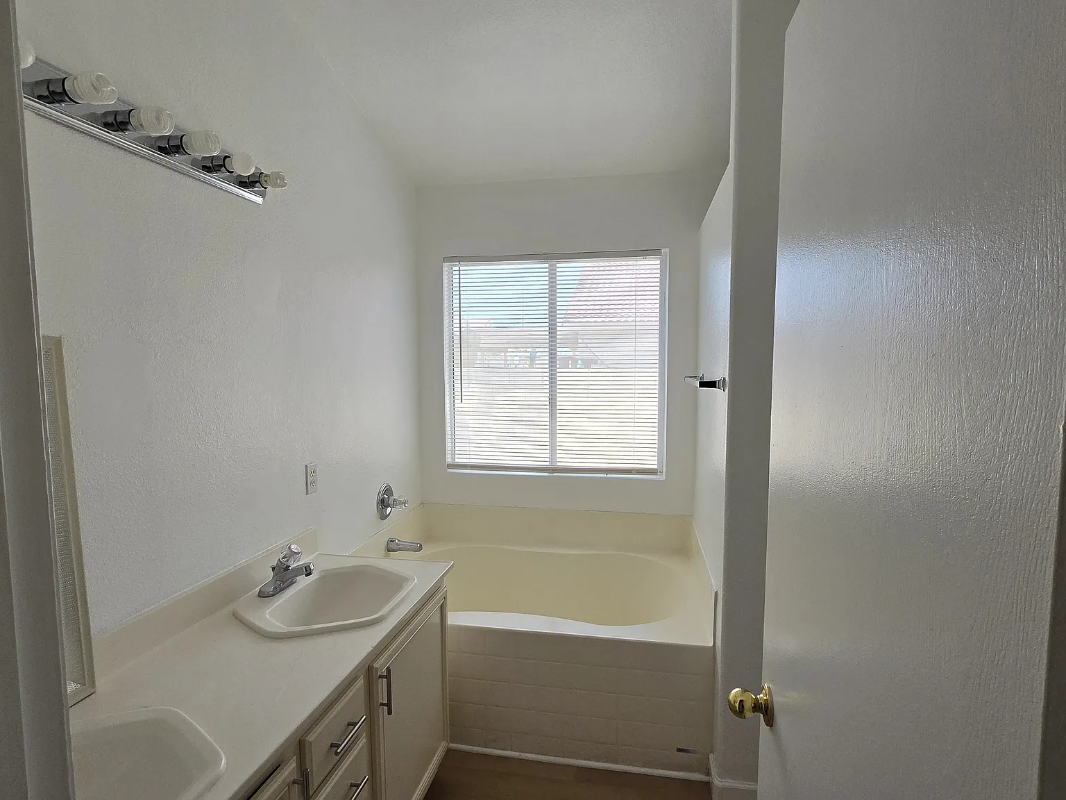 Cape Clairmont Ct, North Las Vegas — Photo 2