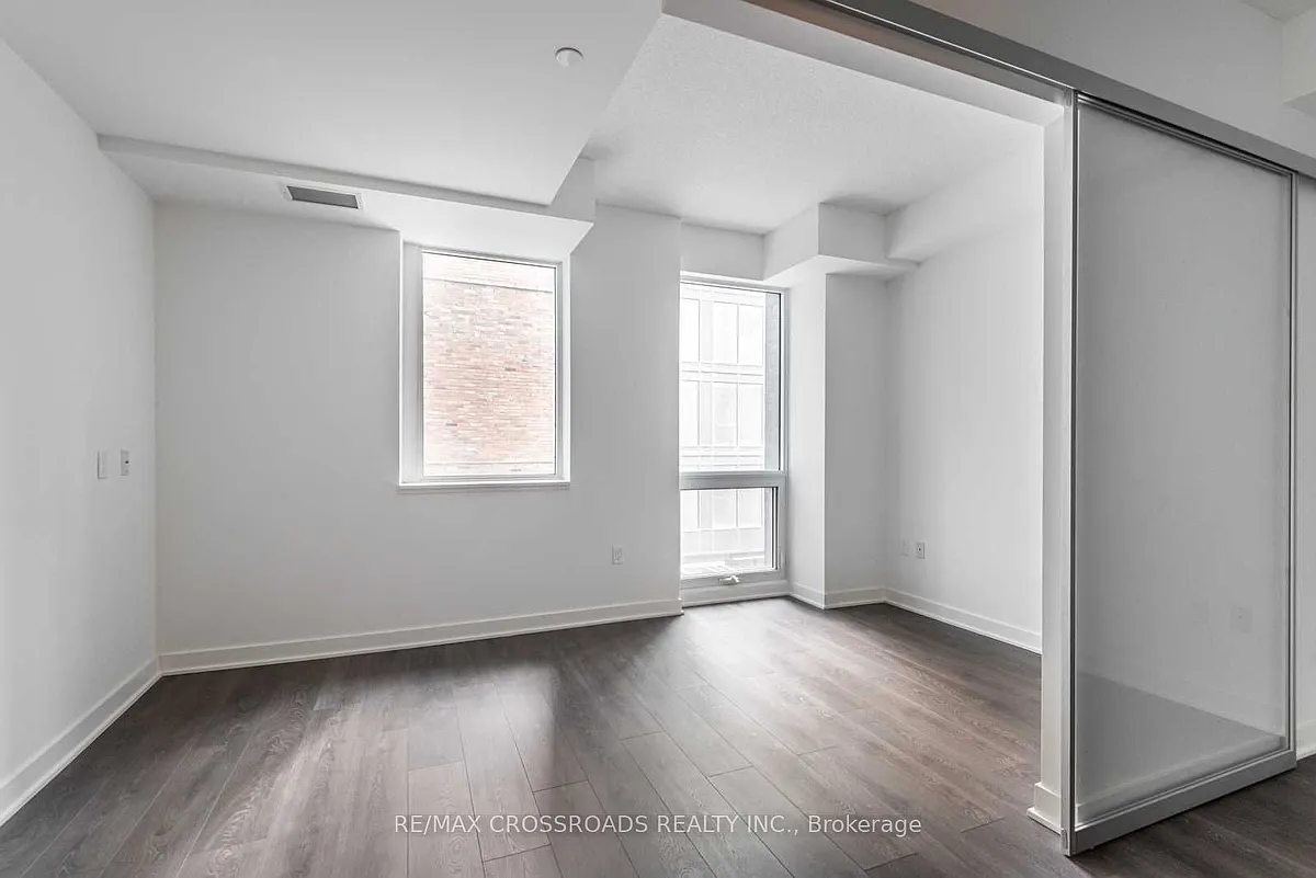 Building Photo - 115 Blue Jays Way #501
