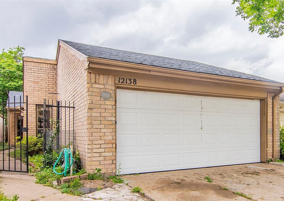 1st image of 12138 Stone West Dr