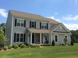 151 Hemmingway Pl, Norfolk, MA 02056