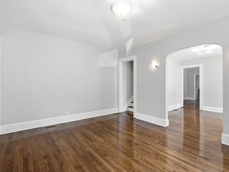 23 William St #B — Photo 5