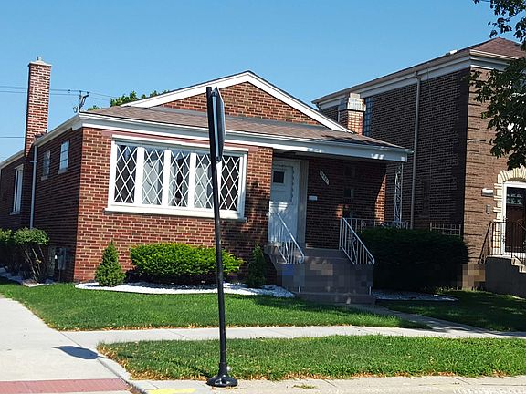 2nd image of 10901 S Avenue M
