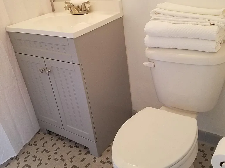 2910 Vassar St — Photo 13