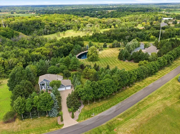 5668 94th Ave N, Loretto, MN 55357