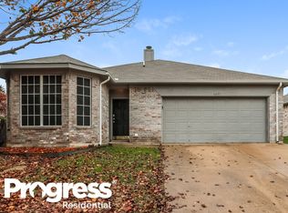 6437 Rainwater Way, Fort Worth, TX 76179
