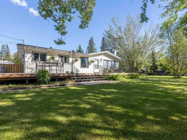 5115 49th Ave, Alberta Beach, AB T0E 0A0