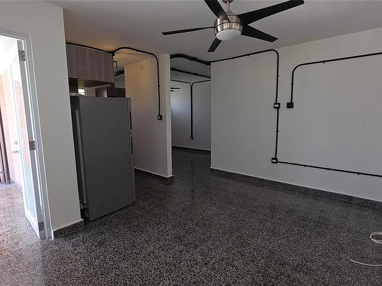 21 P5 133 Urb Ponce De Leon #1A — Photo 2