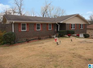 988 Ridgewood Cir, Birmingham, AL 35235