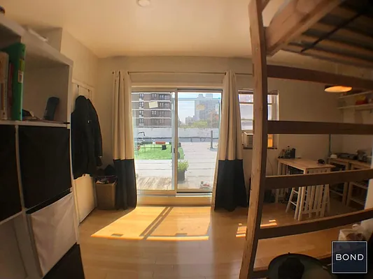 Rented by Bond New York | media 18