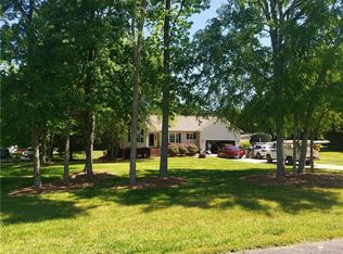 1414 Stonebriar Ln, Clover, SC 29710