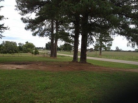 3rd image of 4474 Highway 259 S