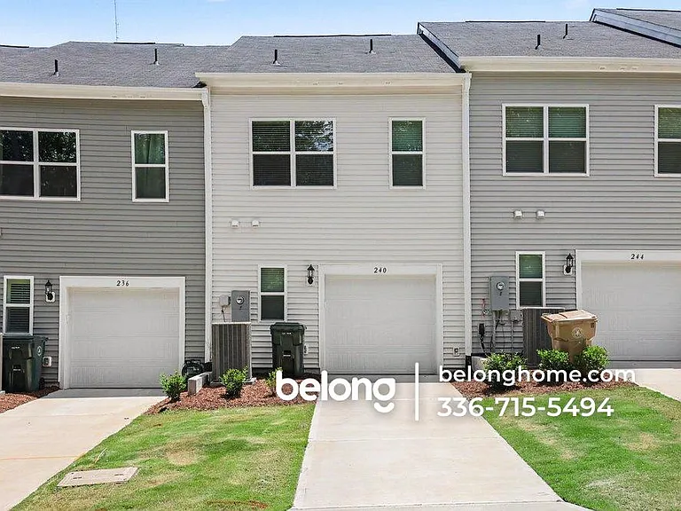 240 Chesapeake Commons St — Photo 16