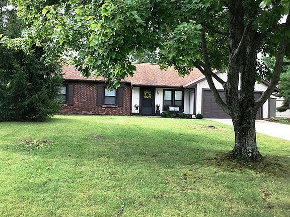 2nd image of 1155 Amboise Dr