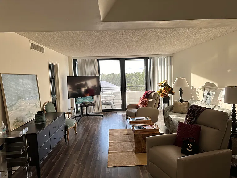 3589 S Ocean Blvd #309L — Photo 8