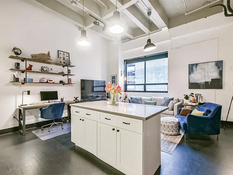 705 Main St #321 — Photo 25