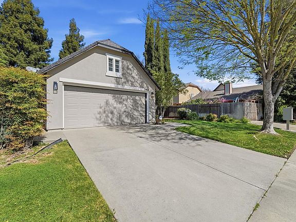 2nd image of 3409 Friar Tuck Way