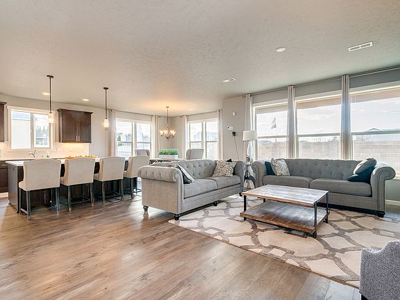 7112 S Harlow RD by Aho Construction