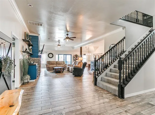 4745 Ranchero Dr, Edmond, OK 73025