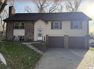 13503 Glenn St, Omaha, NE 68138