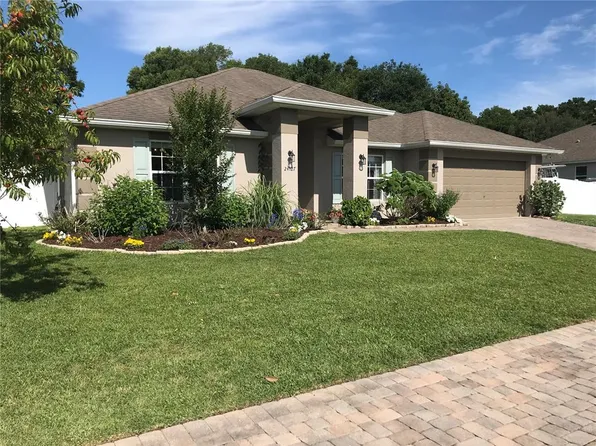 24127 Plymouth Hollow Cir, Sorrento, FL 32776