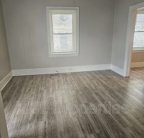 211 N King St — Photo 5