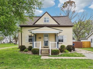 108 E Kentucky St, Trenton, IL 62293